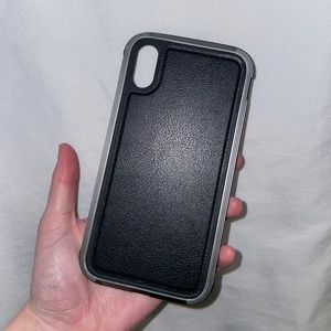 IPHONE XR CASE